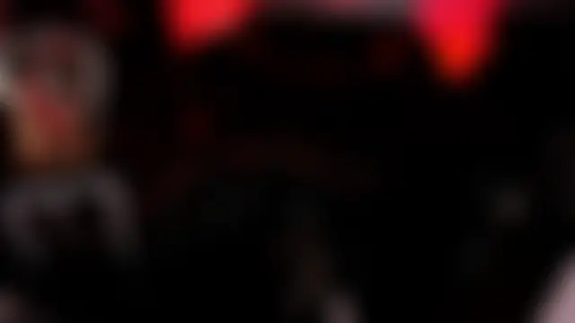 Pokazy przed kamerką – FinDomGod