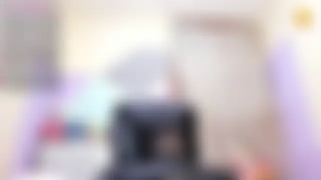 Michellcockxxx Show in webcam