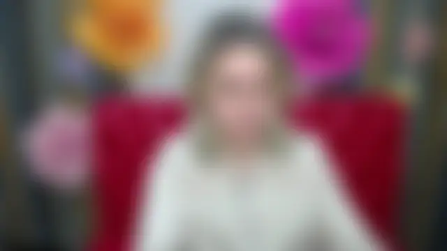 VickyRobins Show in webcam