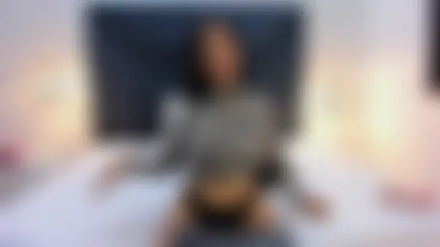 ห้องแชทสดของ ElaraMoonveil