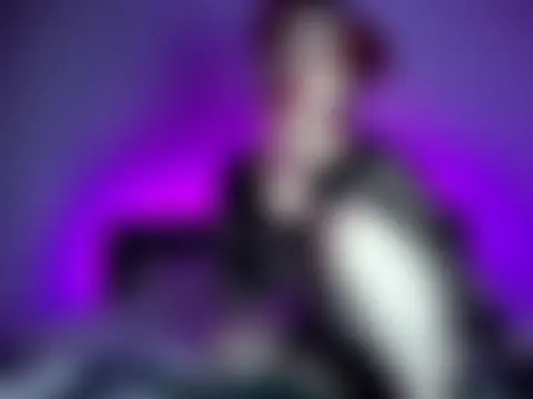 Pokazy przed kamerką – JessicaShorty4U