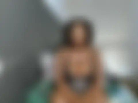 BustieMandy Show in webcam