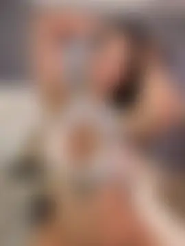 Celeste_Amber – Naživo chatovacia miestnosť