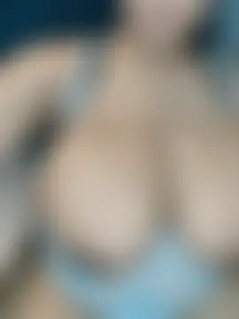 ChubbyTits28: онлайн-секс-чат