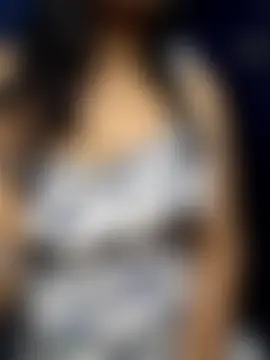 Sala de chat en directo de Nisha027