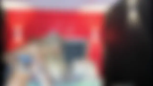 YayaHilton's Live Chat Room