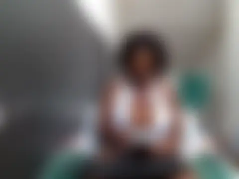 دردشة BustieMandy الجنسية المباشرة