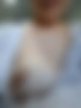 Emi_hot1's Live XXX Chat