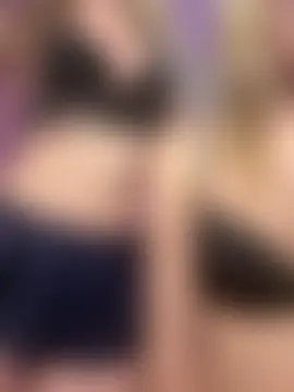 SweetCupcaks: вебкам-шоу