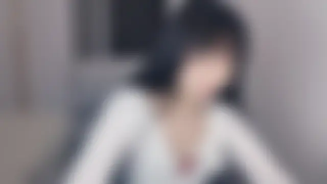 Lisa-3333 Live chatroom