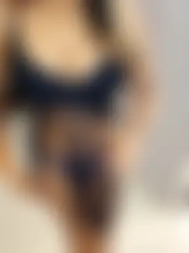 Sweaty_sugary Show in webcam