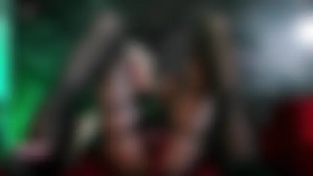 crislingery_dolli webcam show