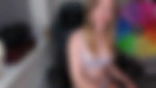 Lilly-Luscious: απευθείας συνομιλία ΧΧΧ