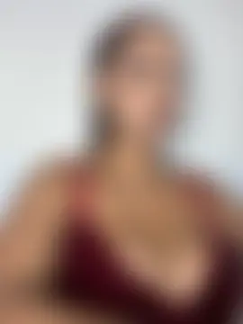 Sara-77 Live Sex Cam Show