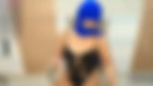 ZainaNour: вебкам-шоу