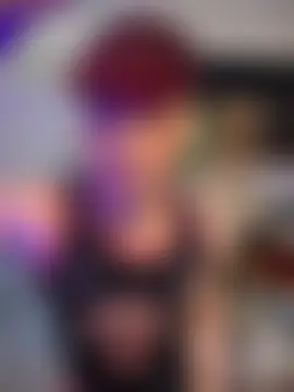 PRINCE_STEV: διαδικτυακό σόου στην κάμερα