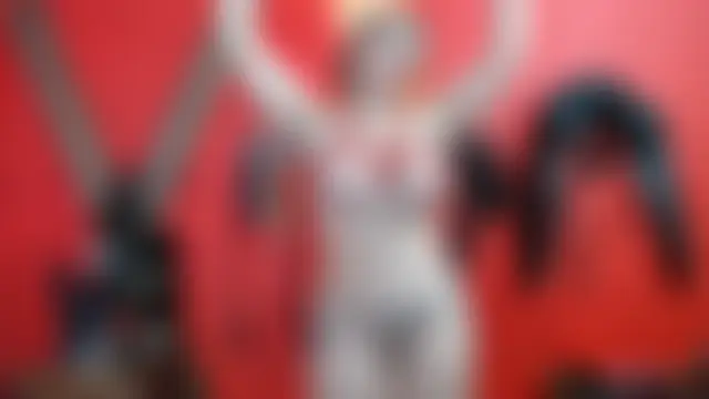 kinky_slave_: διαδικτυακό σόου στην κάμερα