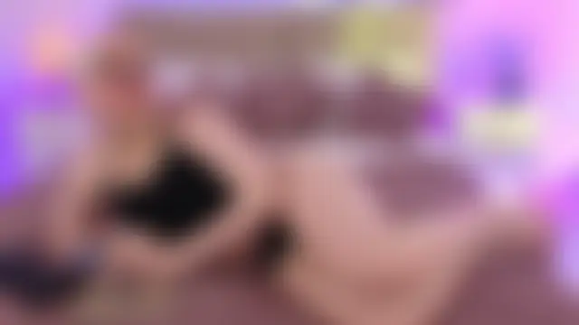 Jules_night Show Webcam