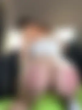 Black_Enigma_'s Live Chat Room