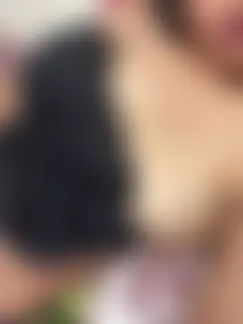 Curvy_Anaya Show in webcam