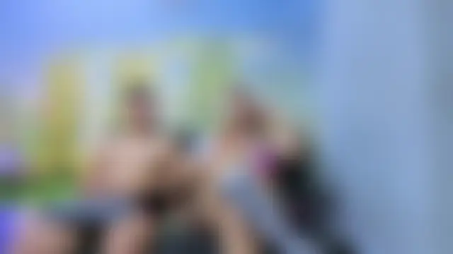 twokingsuncensored26: διαδικτυακό σόου στην κάμερα