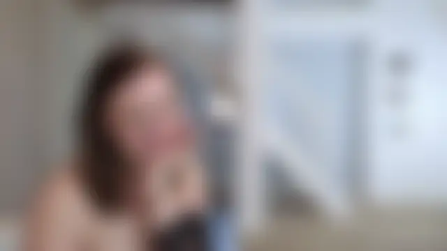 Blue_Angel_Sweet Adlı Modelin Canlı XXX Sohbeti