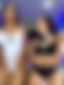 l0lita_emi Show Webcam