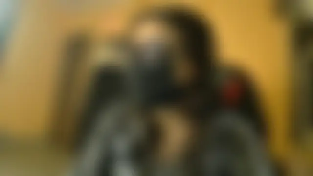 callmeshreya Show in webcam