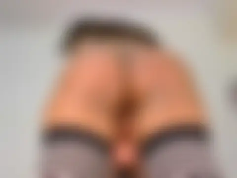 ElegantMiss' Webcam Show