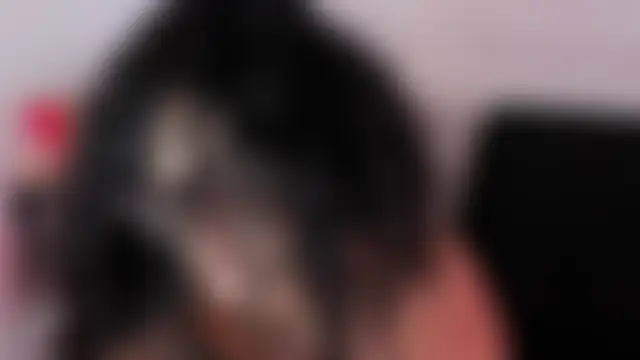 Reginavegaa's Live Chat Room