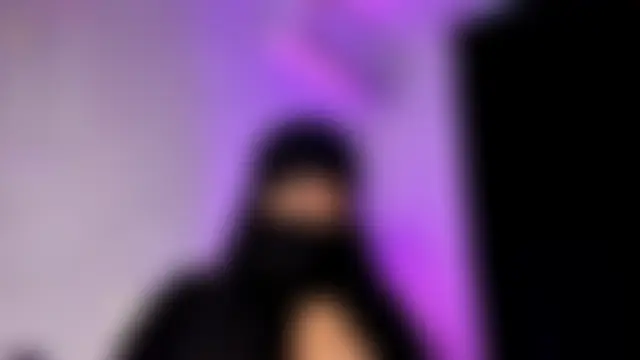 thaira_aly's Webcam Show