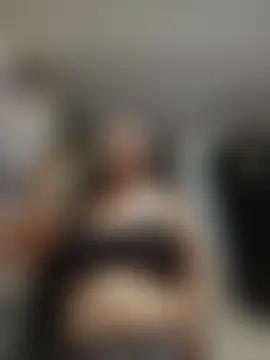 غرفة دردشة CheekySnowQueen_69 المباشرة