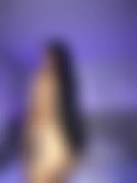 Abrilll2 Show in webcam