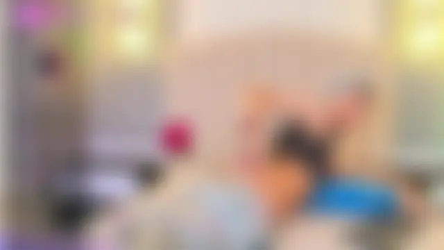 lian_cameron's Live Sex Cam Show