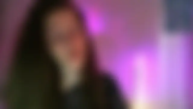 eskatmi's Live Chat Room