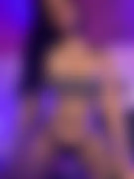 Zeyra_pink webcam show