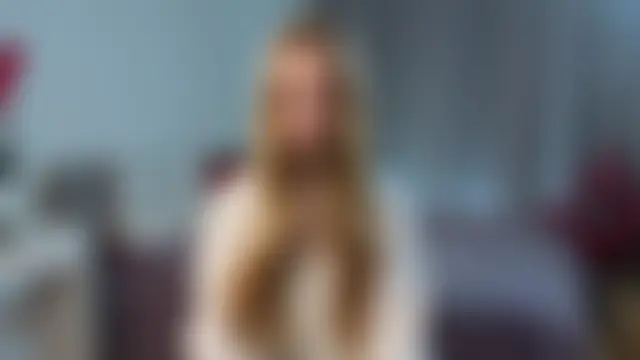 IselaObanner live XXX chat