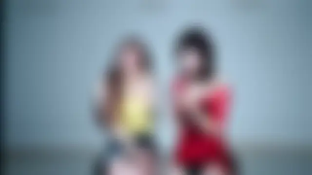 QIANXI_004: онлайн-секс-шоу