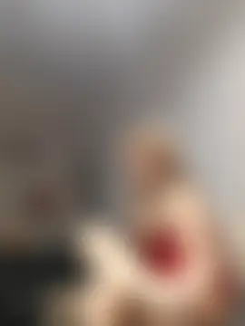 ValeriaLight: διαδικτυακό σόου στην κάμερα