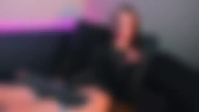 AprilAvery's Webcam Show