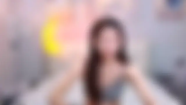 yue-77 在線直播表演