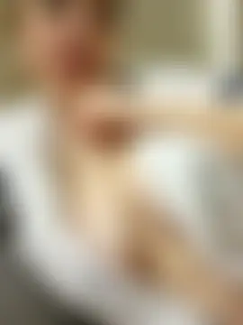 Brionia 라이브 XXX 채팅