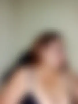 LilithDemikov23 在線直播表演