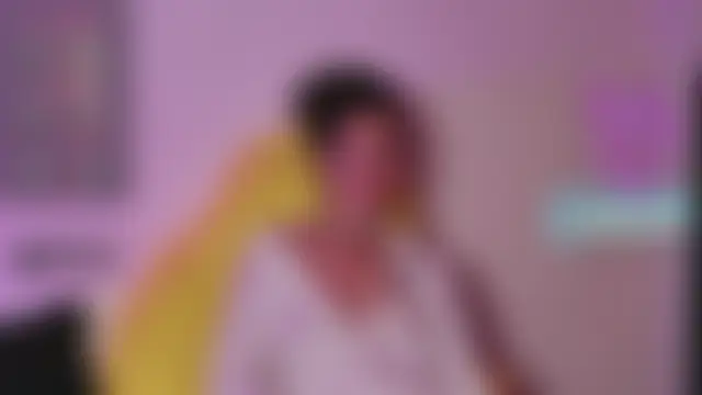 Witch_in_Velvet Adlı Modelin Canlı XXX Sohbeti