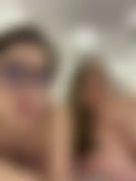 Show modela IsabellaEtthan na web-kameri