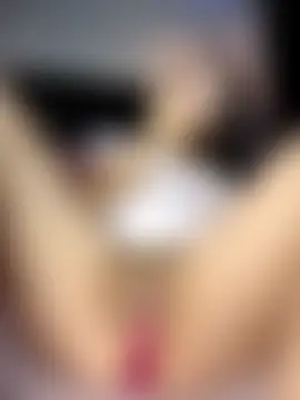 TeaseDollXXX Show in webcam