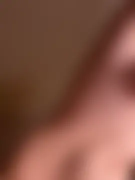 Eva_kinkystudent: διαδικτυακό σόου στην κάμερα