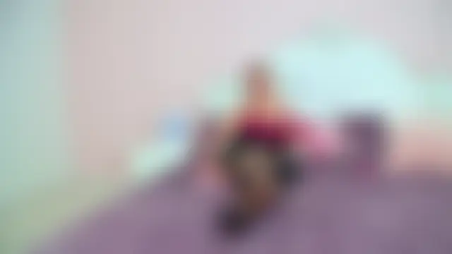 ElinaBellucci's Live XXX Chat