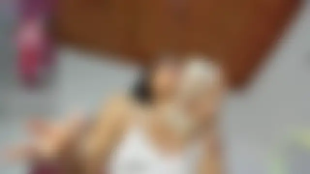 Chatroom XXX en direct de luna_velveth