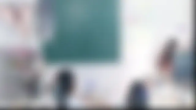 _Math_: διαδικτυακό σόου στην κάμερα